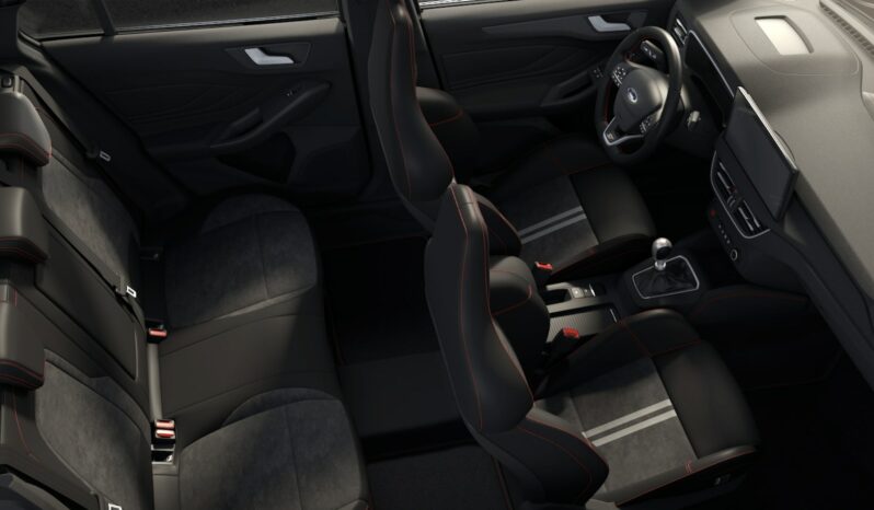 
								Ford Focus ST 280 KM full									